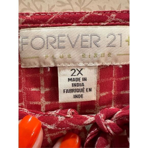 F21 Plus peasant blouse - Picture 4 of 6